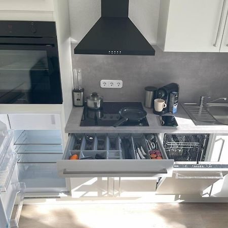 Gemuetliches Apartment In ดุยส์บูร์ก ภายนอก รูปภาพ