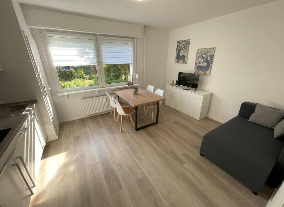 Gemuetliches Apartment In ดุยส์บูร์ก ภายนอก รูปภาพ